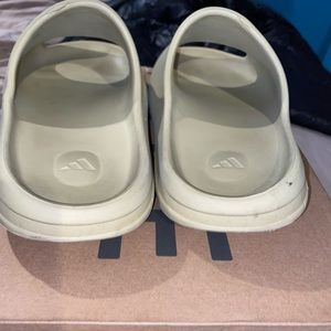 Yeezy Slides
